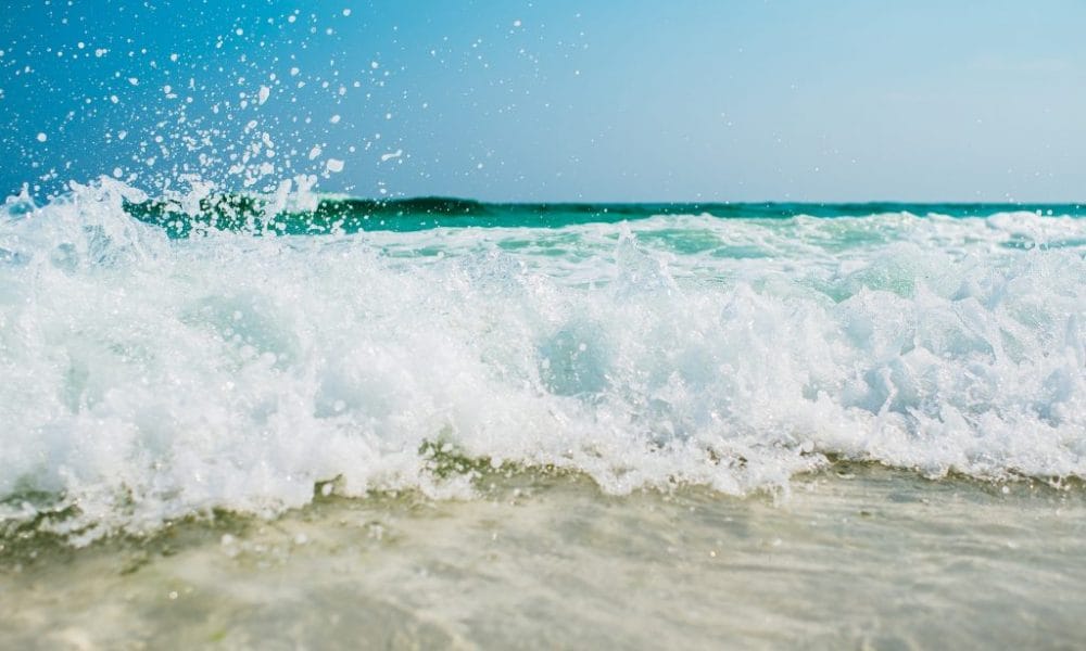 beach 2179183 1920