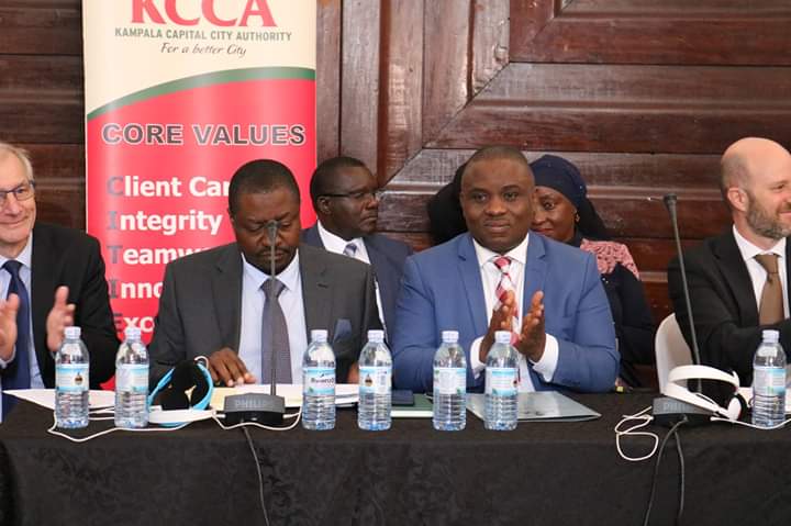 PHOTO 2019 10 23 19 18 22